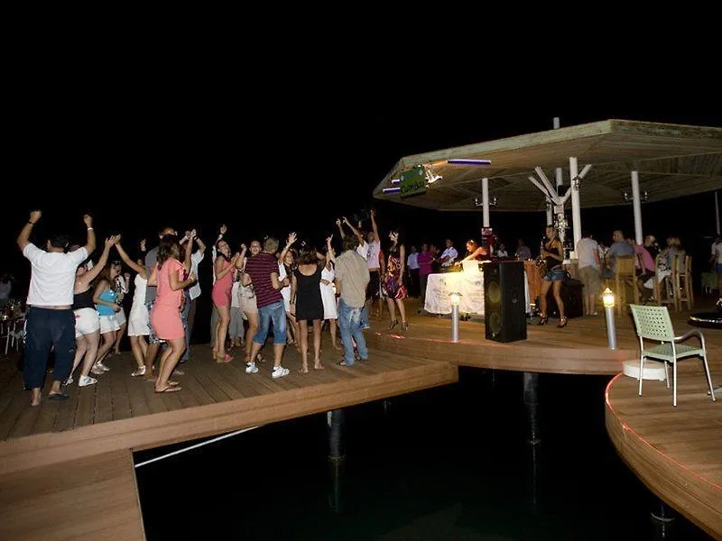 Green Bay Resort & Spa Guvercinlik